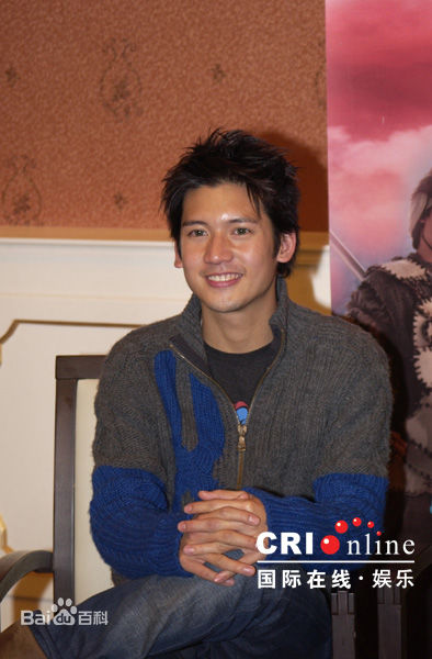 关智斌(Kenny Kwan W. Jr.)在电影《情癫大圣》宣传活动中的