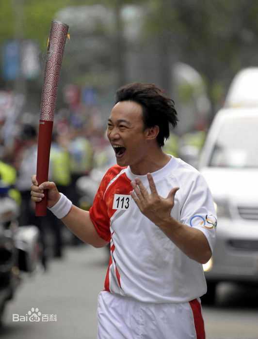 陈奕迅(Eason Chan)火炬手壁纸壁纸