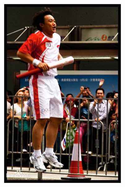 陈奕迅(Eason Chan)火炬手壁纸壁纸