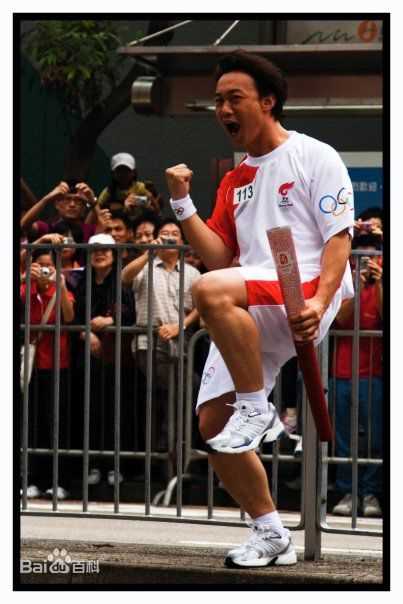 陈奕迅(Eason Chan)火炬手壁纸壁纸