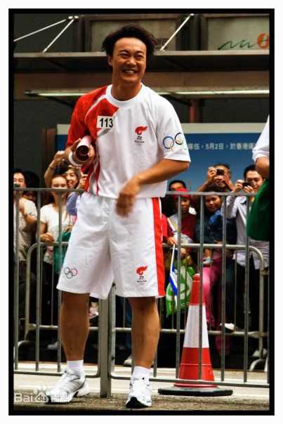 陈奕迅(Eason Chan)火炬手壁纸壁纸