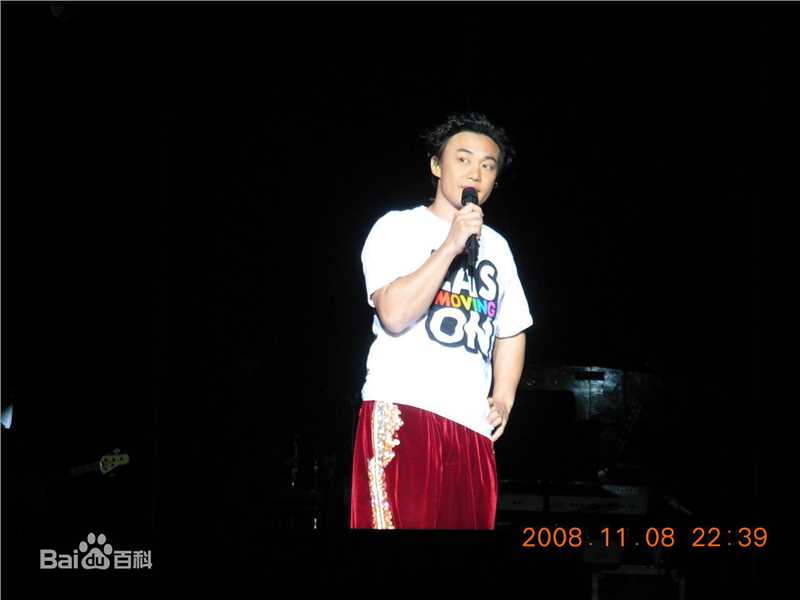 陈奕迅(Eason Chan)演唱会照片生活照相册