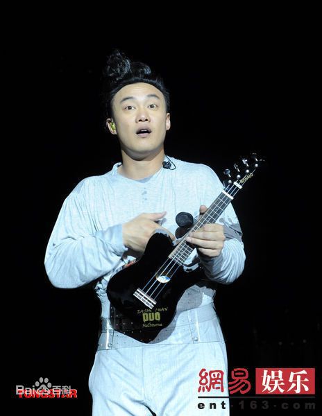 最优质陈奕迅(Eason Chan)精彩图册