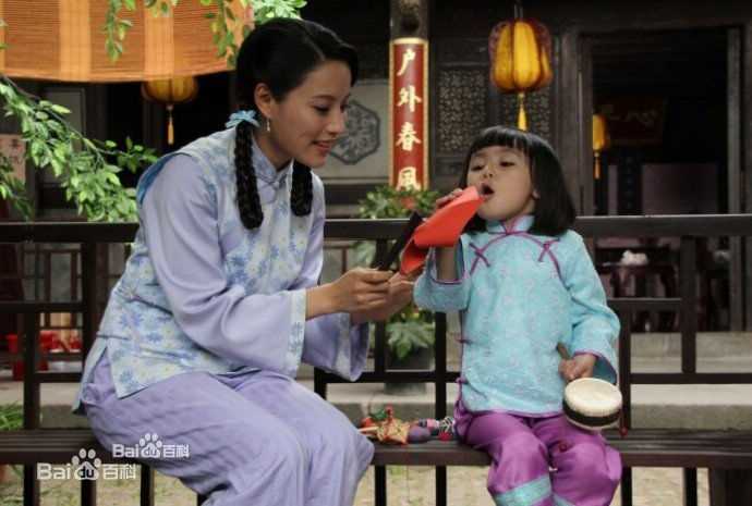 胡意涓工作照性感图片壁纸