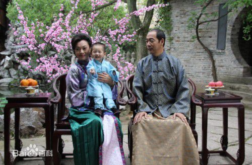 胡意涓工作照性感图片壁纸