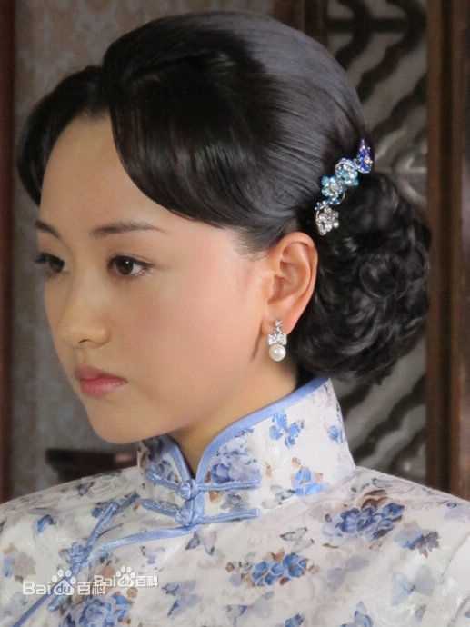 胡意涓工作照性感图片壁纸