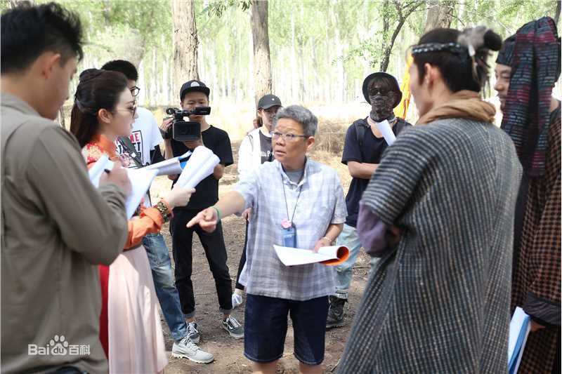 胡意涓工作照性感图片壁纸