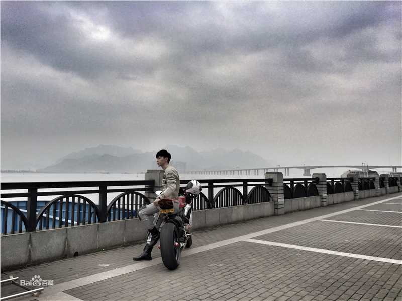 邓伦(Allen)因为遇见你图册