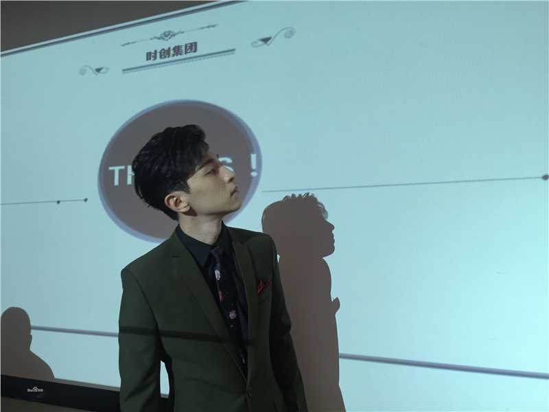 邓伦(Allen)日常照片图片图集