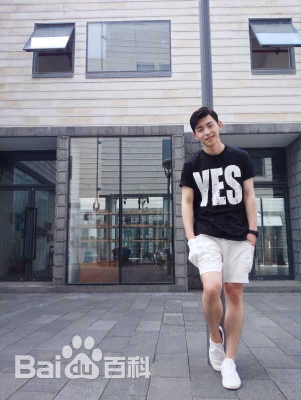 邓伦(Allen)日常照片图片图集