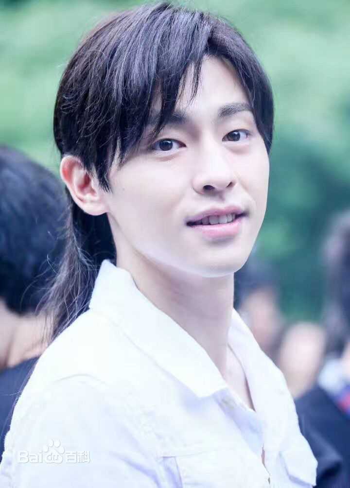 邓伦(Allen)电视剧素颜照相册