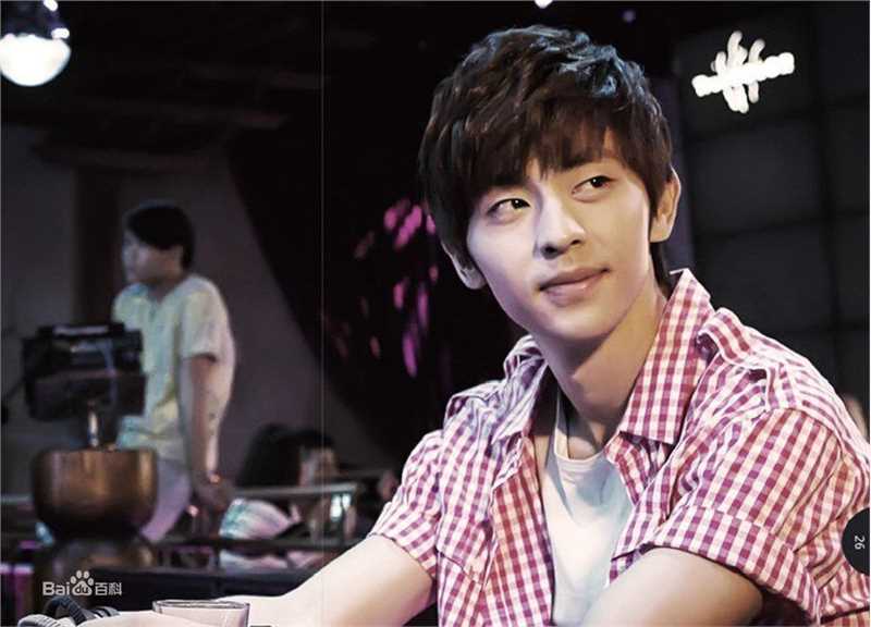 邓伦(Allen)电视剧素颜照相册