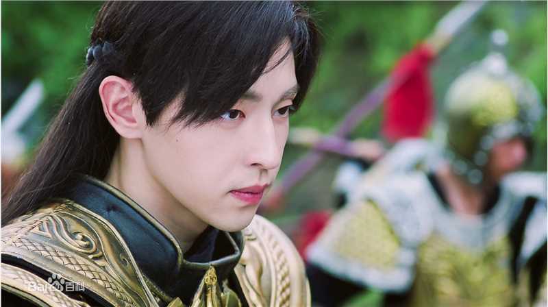 邓伦(Allen)香蜜沉沉烬如霜前后照片