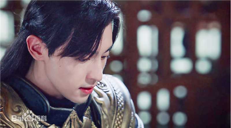 邓伦(Allen)香蜜沉沉烬如霜前后照片