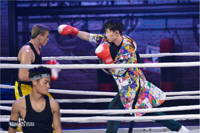 邓伦(Allen)跨界歌王生活照相册