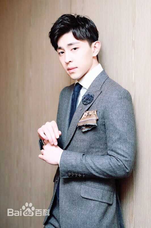 邓伦(Allen)因为遇见你新闻发布会图册