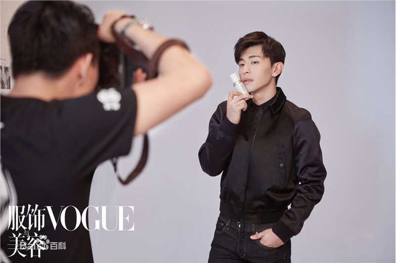 邓伦(Allen)VOGUE性感图片图集