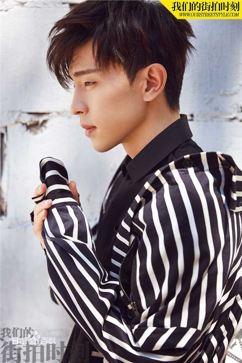 邓伦(Allen)街拍生活照
