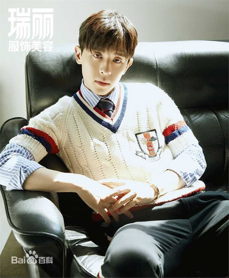 邓伦(Allen)瑞丽服饰美容生活照