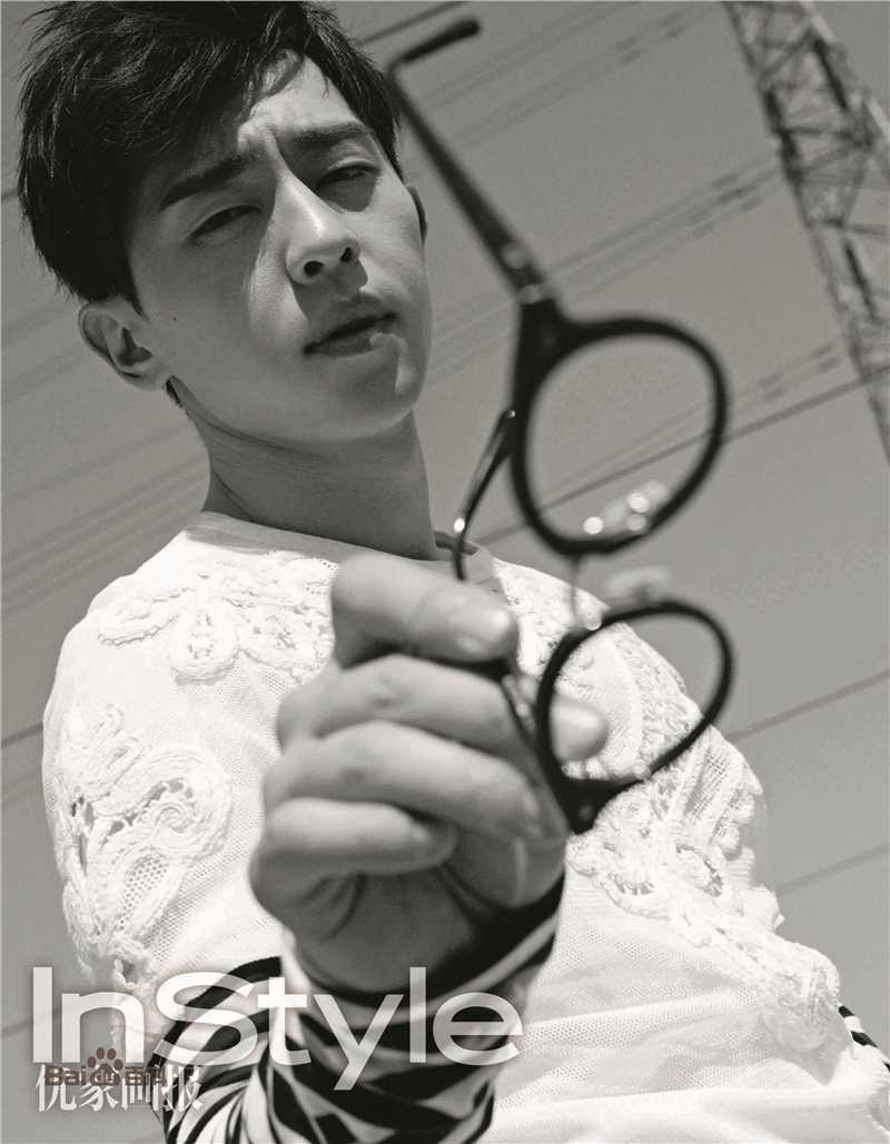 邓伦(Allen)优家画报素颜照相册