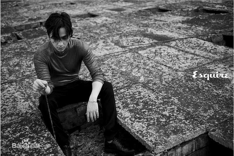 朱一龙(Zhu Yilong)精选杂志期刊图册