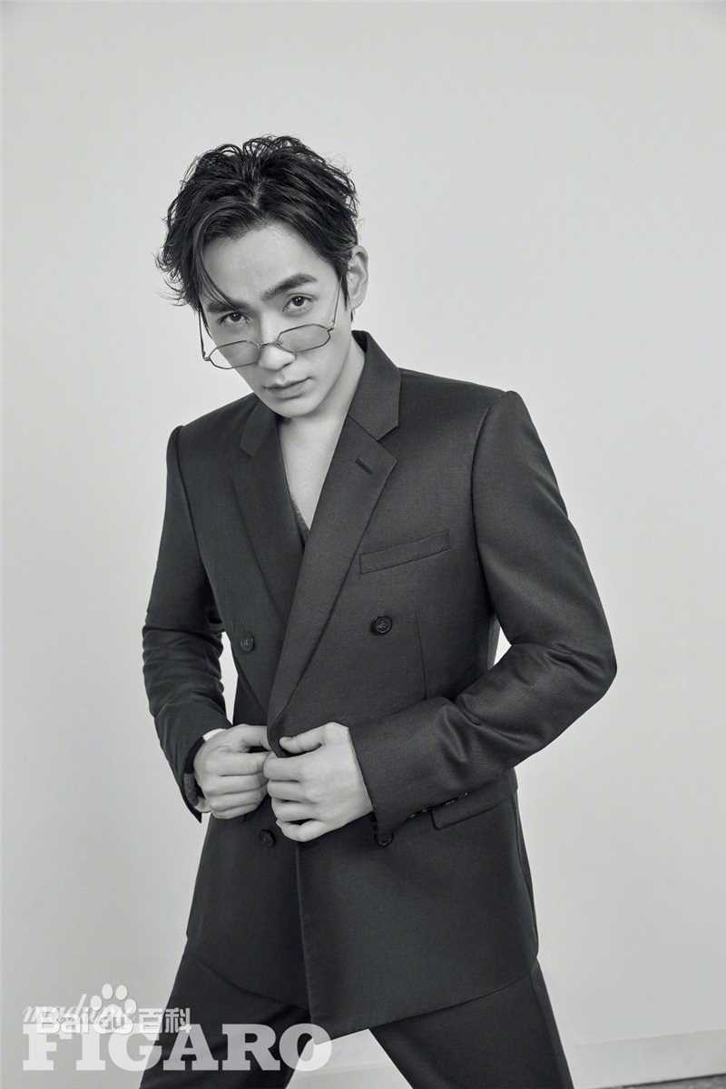 朱一龙(Zhu Yilong)精选杂志期刊图册