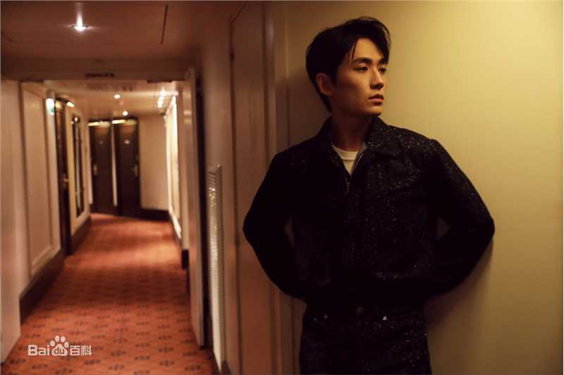 朱一龙(Zhu Yilong)时尚活动图册