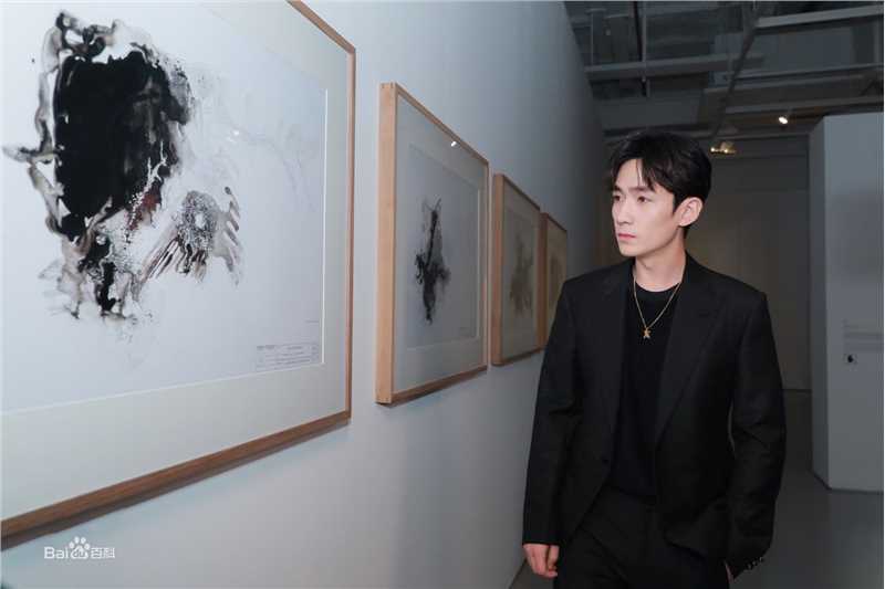 朱一龙(Zhu Yilong)时尚活动图册