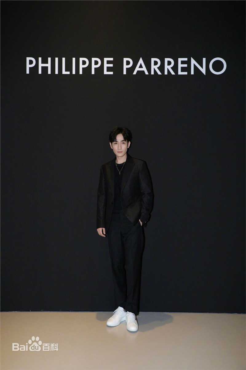 朱一龙(Zhu Yilong)时尚活动图册