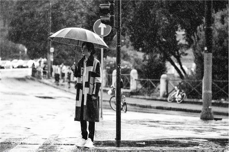 朱一龙(Zhu Yilong)街拍图片图集