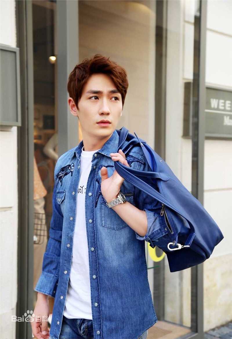 朱一龙(Zhu Yilong)街拍图片图集