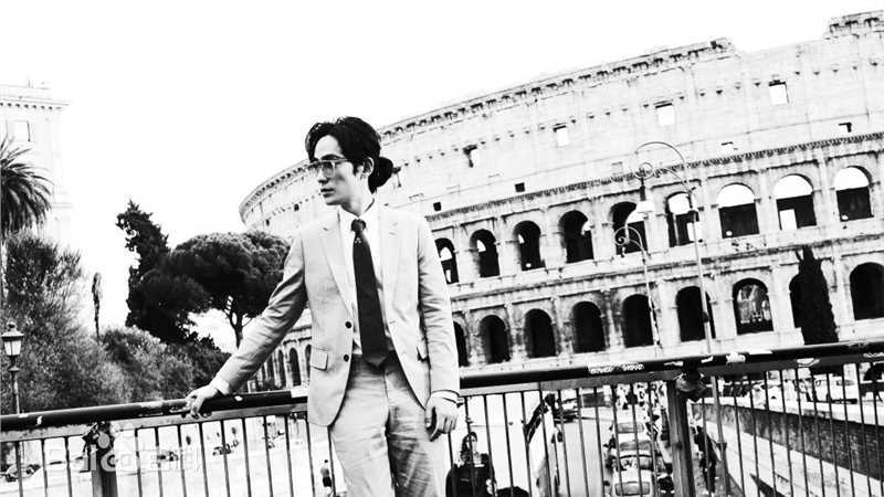 朱一龙(Zhu Yilong)街拍图片图集