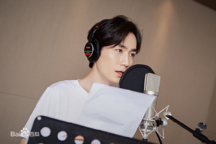 朱一龙(Zhu Yilong)出席活动前后照片