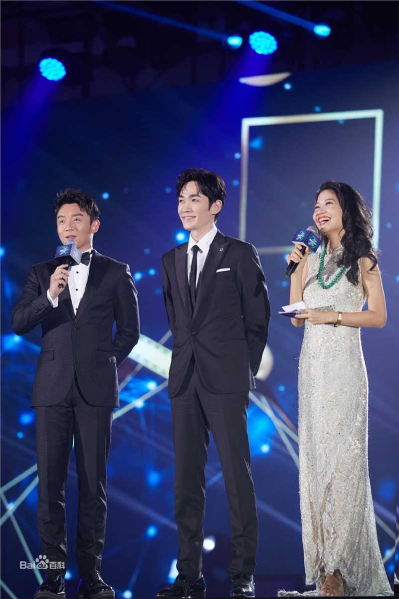 朱一龙(Zhu Yilong)出席活动前后照片