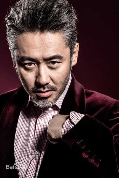 最新吴秀波性感图片