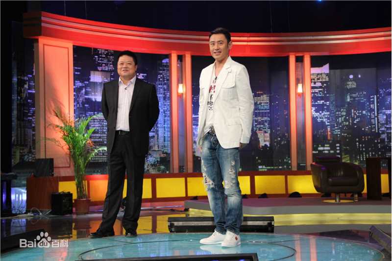 吴秀波2011电视人物访谈照前后照片