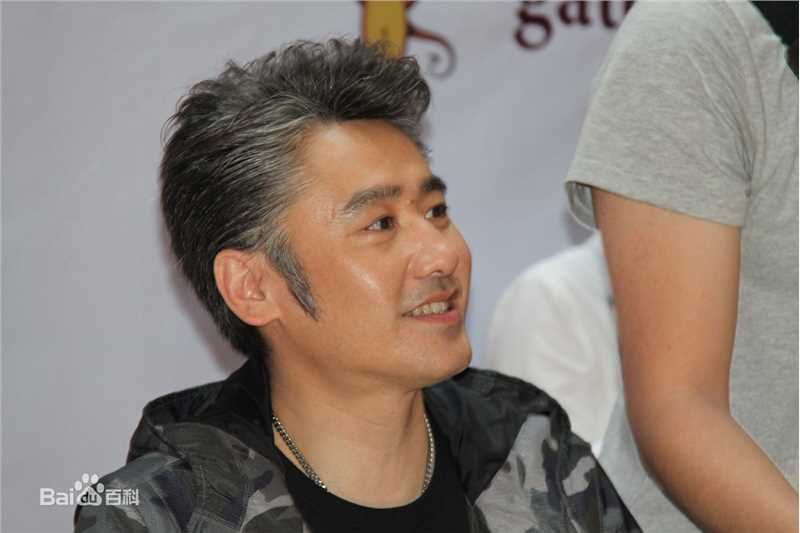 吴秀波最新20110423北京《风尚志》杂志签售照图集