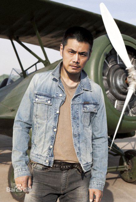 邵兵2011年4月风尚周报相关照壁纸壁纸