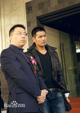 邵兵2011年凯迪拉克发布会照前后照片