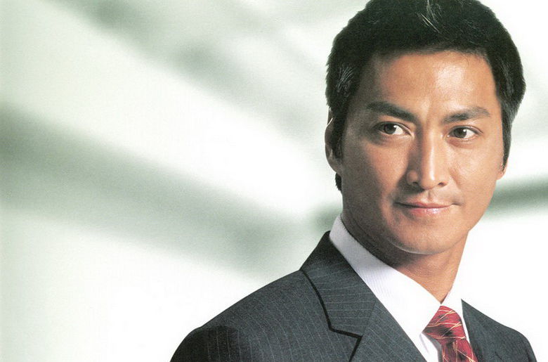 何家劲(Kenny Ho)前后照片