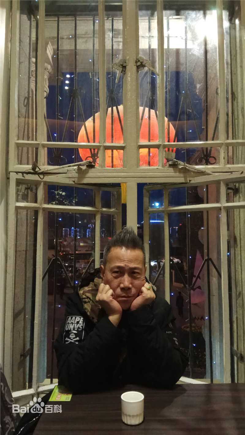 李炯楷(Johnny)生活照素颜照相册