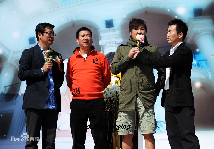 高峰(Gao Feng)婚照性感图片图集