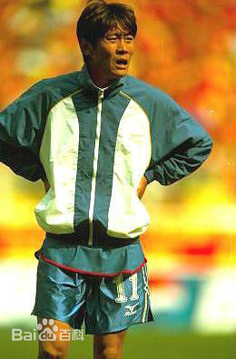 高峰(Gao Feng)球场上照片前后照片