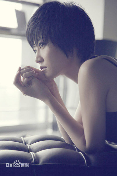 谭卓生活照生活照