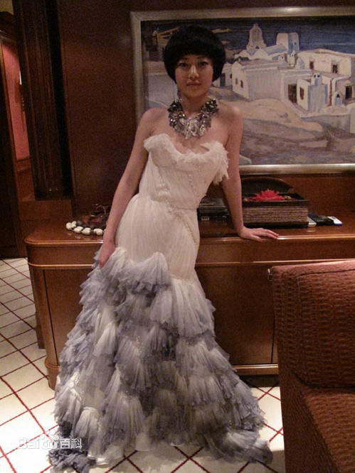 谭卓戛纳、威尼斯电影节素颜照相册