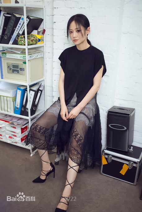 谭卓最新杂志壁纸