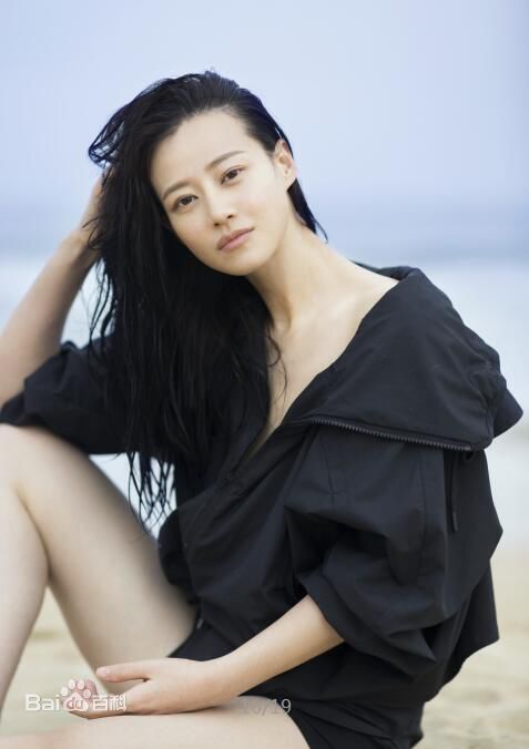 谭卓最新杂志壁纸