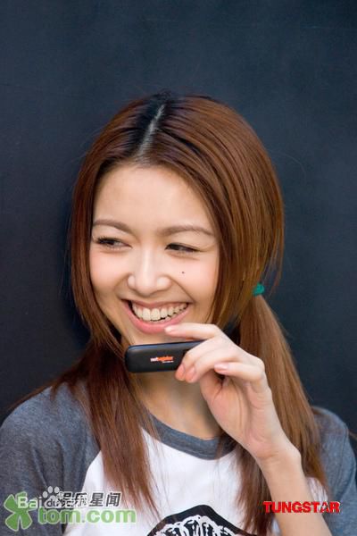 薛凯琪(Fiona Sit、Ar Fi、Fifi)活动照壁纸壁纸