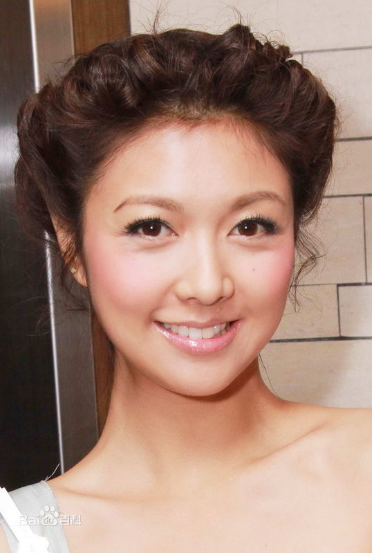 薛凯琪(Fiona Sit、Ar Fi、Fifi)活动照壁纸壁纸