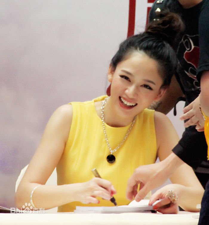 陈乔恩(Joe Chen)“出场一定要炫啦~”壁纸壁纸